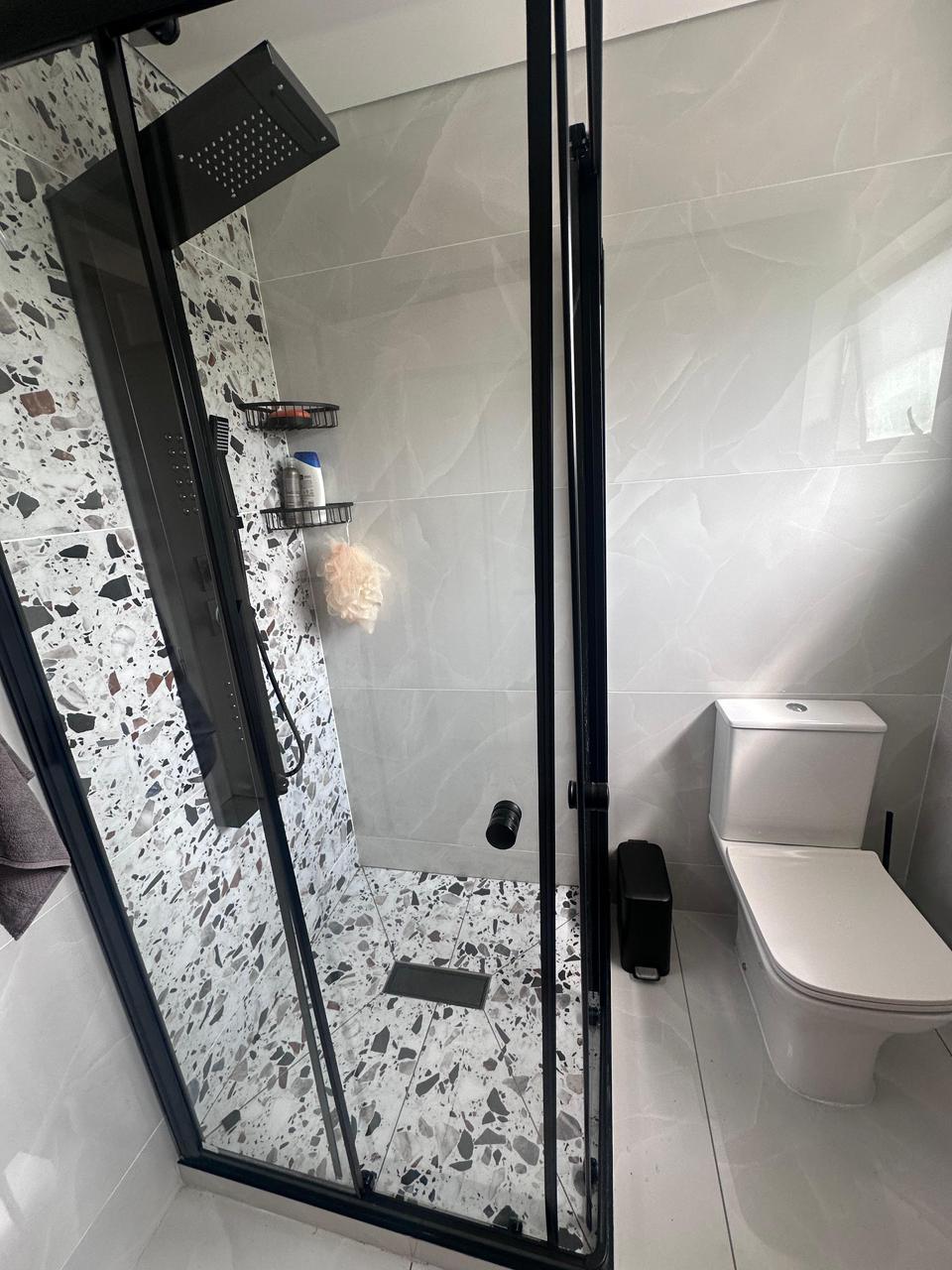 Terrazzo shower & bathroom fit-out
